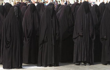  Top  Top 10 limite impuse femeilor musulmane