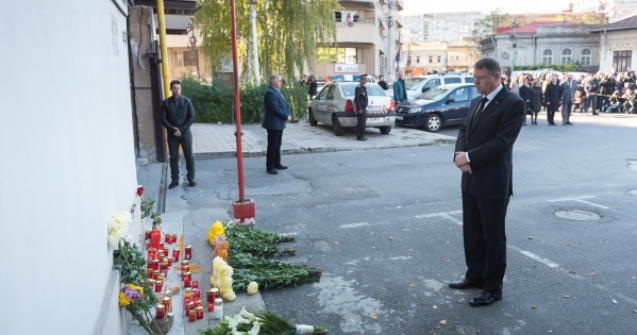 Iohannis: Dupa un an de la Colectiv, mi-as fi dorit sa stim totusi cine s-a facut vinovat de acest accident teribil