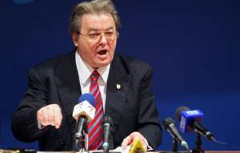C. V. Tudor: Baroana Emma Nicholson a primit spaga 1 milion de dolari pentru Raportul de tara din 2001