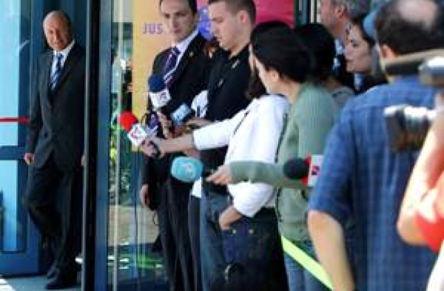 Basescu a dat afara jurnalistii de la sedinta CSM