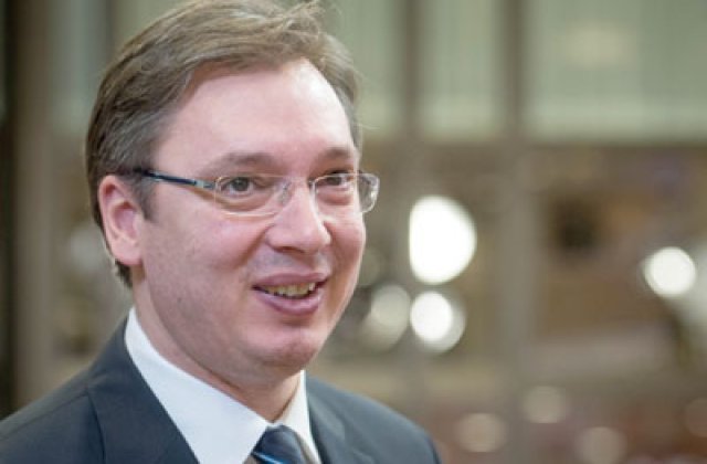 Premierul sarb: Sunt in stare sa stau si in genunchi in fata premierului chinez