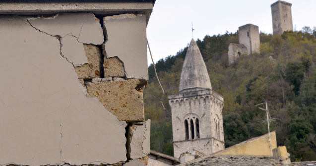 Zeci de replici dupa seismul din Italia. 40.000 de oameni, evacuati