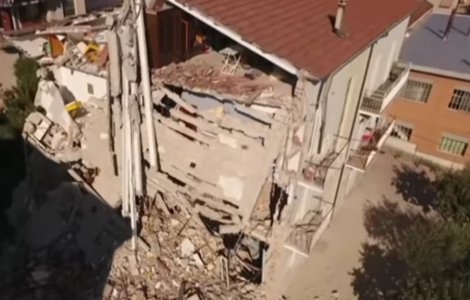 Un roman a murit in Italia, dupa ce si-a petrecut noaptea in masina din cauza cutremurului