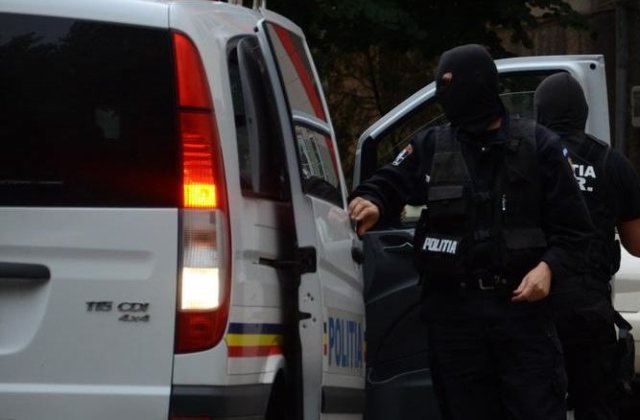 Perchezitii intr-un dosar privind fraudarea bugetului CAS Gorj