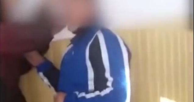  Video  11 elevi din Slatina, cu note scazute la purtare dupa ce au batut si umilit un coleg