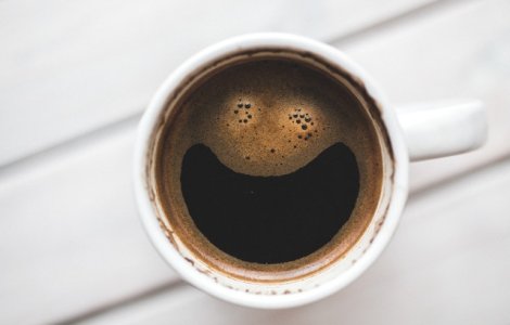  Top  Nu o mai arunca! Intrebuintarile UIMITOARE ale cafelei neconsumate