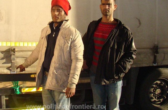 Doi afgani, gasiti sub roata unui camion care intra in Giurgiu