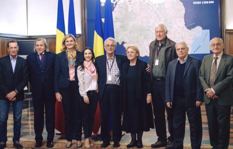 Premierul Ciolos a discutat cu fosti campioni mondiali si olimpici despre salvarea sportului romanesc