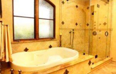 Pe ce isi cheltuiesc averile miliardarii lumii?