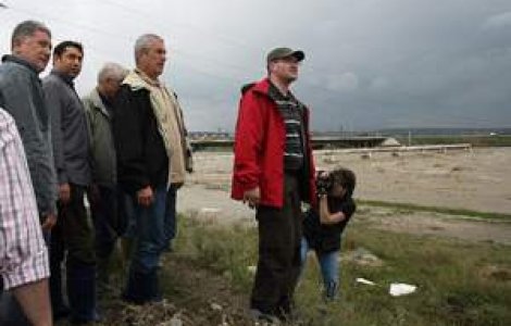 Presedintele si premierul evalueaza efectele inundatiilor