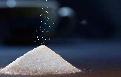  Top  Se gaseste in orice casa! Intrebuintarile UIMITOARE ale zaharului