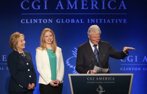 Clinton Foundation recunoaste ca a acceptat un milion de dolari