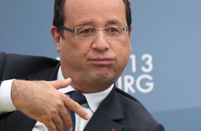 Un deputat francez propune demararea procedurii de destituire a presedintelui Hollande