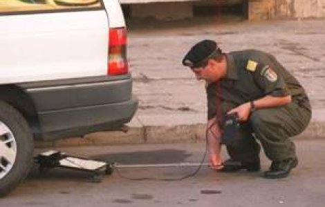 Bucurestean ranit dupa ce o sacosa gasita a explodat