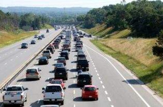 Atentie, soferi:Trafic rutier ingreunat pe DN1 si DN39