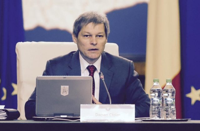 Ciolos, mesaj catre cuplul Trump-Pence