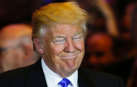 Trump acuza "protestatari profesionisti" pentru manifestatii