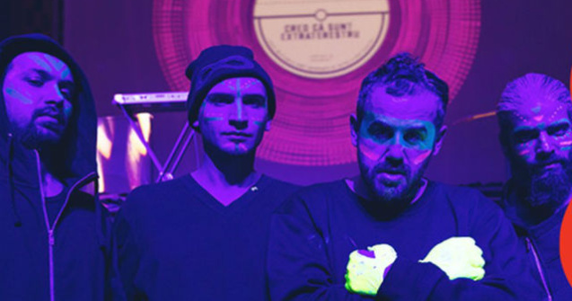 Alina Eremia si trupa Cred Ca Sunt Extraterestru fac schimb de melodii