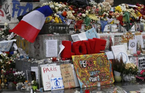 Franta marcheaza un an de la atentatele jihadiste de la Paris