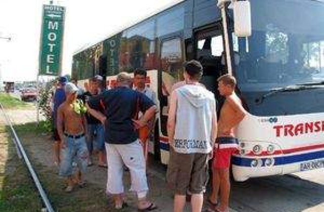 Un autocar cu turisti romani a ramas in Austria, dupa ce soferul a fost arestat