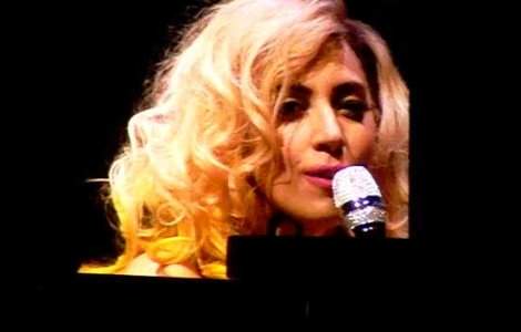  Video  O noua piesa marca Lady Gaga