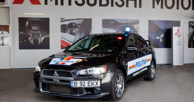 Politia Rutiera de pe A2 ne urmareste intr-un nou Mitsubishi Lancer EVO de 295 CP!