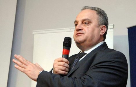 Ministrul Comunicatiilor a fost remaniat