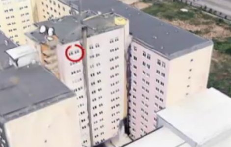 Femeia care a cazut de la etajul 15 era avocata in Baroul Bucuresti