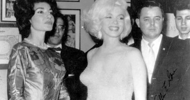 4,8 milioane dolari pe o rochie a lui Marilyn Monroe