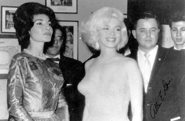 4,8 milioane dolari pe o rochie a lui Marilyn Monroe