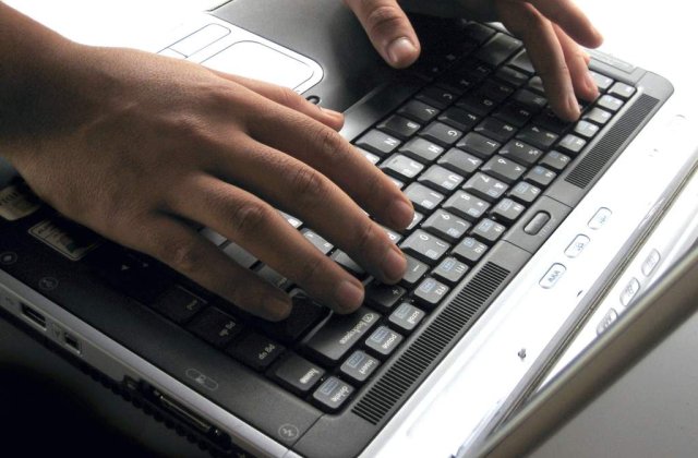 Posibil atac cibernetic asupra sistemului de colectare a datelor la referendumul din R.Moldova