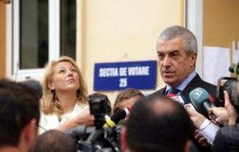 Tariceanu spune ca pana la 1 decembrie se vor reconstrui casele sinistratilor