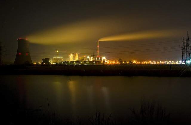 Germania isi pastreaza centralele nucleare