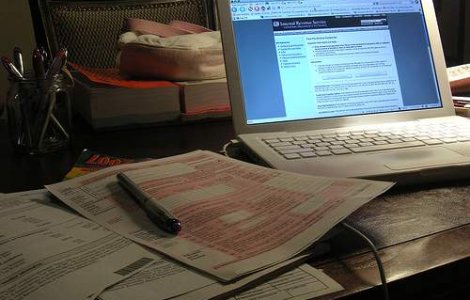 Contributiile pentru drepturi de autor, aproape duble