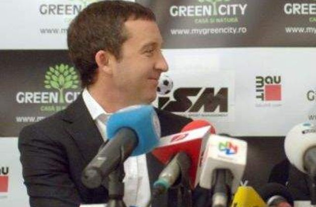 MM Stoica, acuzat de blat