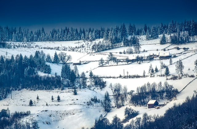Cele 10 destinatii UNICE pentru a petrece o vacanta de iarna magica. Romania, in top