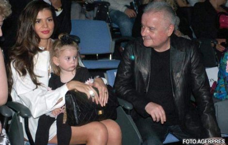 Moni, par de 1000 euro pe luna