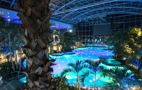 Tanar de 30 de ani, operat de urgenta dupa ce s-a ranit la Therme Bucuresti