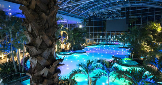 Tanar de 30 de ani, operat de urgenta dupa ce s-a ranit la Therme Bucuresti