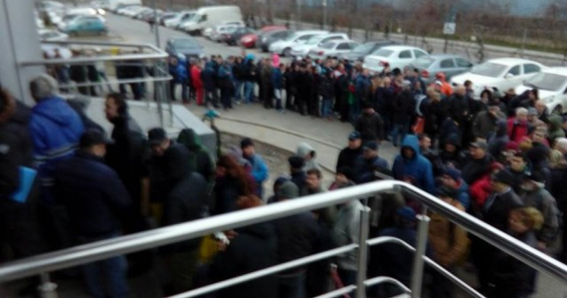 Primele masuri dupa cozile de la Permise si Inmatruculari: se suplimenteaza posturile si programul de munca