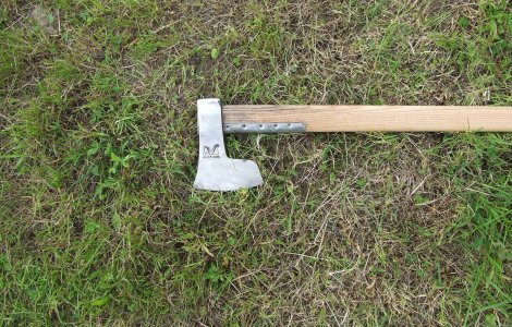 Un barbat a fost impuscat de politisti