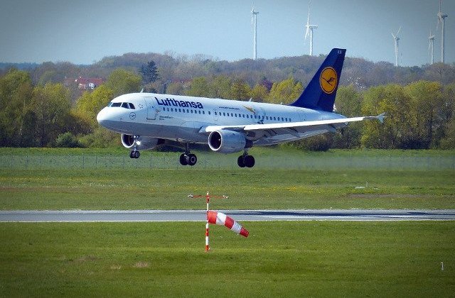 Lufthansa a anulat duminica 35 de curse, din cauza grevei pilotilor