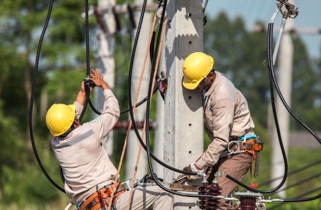 Momentul in care Romania a fost in pragul unei pene nationale de curent. Cum te poti proteja de cel mai sumbru scenariu