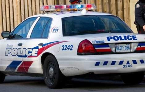 Politia dintr-un oras canadian vrea sa ii pedepseasca pe soferii bauti obligandu-i sa asculte Nickelback