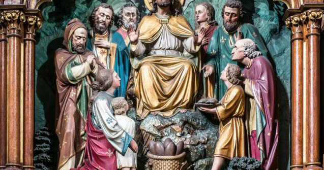 Iisus Hristos a fost numit Rege al Poloniei intr-o ceremonie fastuoasa