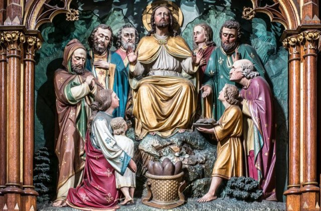 Iisus Hristos a fost numit Rege al Poloniei intr-o ceremonie fastuoasa