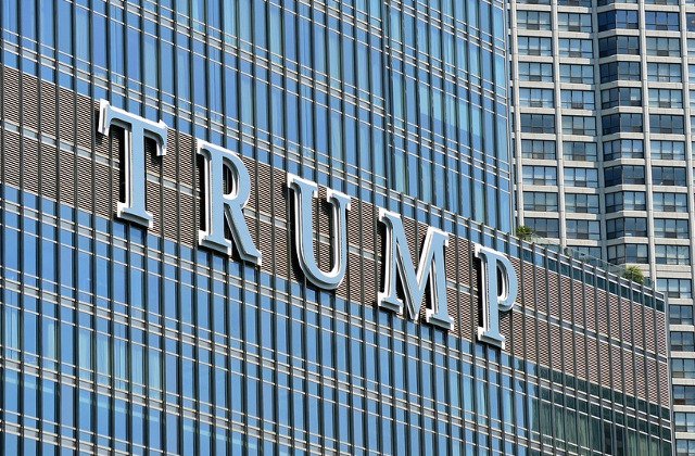 Donald Trump, pregatit sa preia fraiele puterii. Magnatul renunta la afaceri