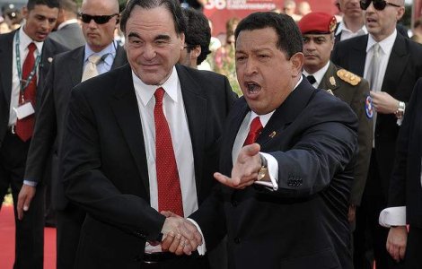 Arestat pentru ca a incitat, pe Twitter, la uciderea lui Chavez