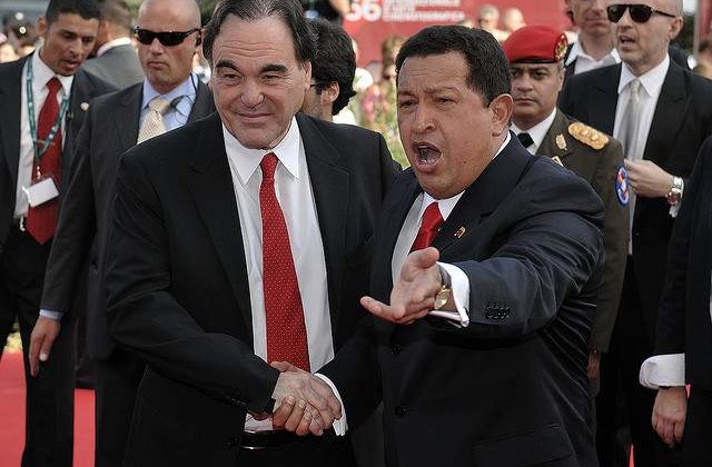 Arestat pentru ca a incitat, pe Twitter, la uciderea lui Chavez
