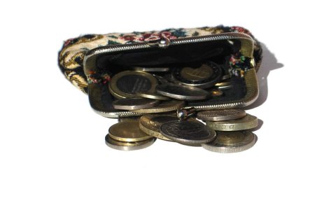 Romania continua sa cheltuie mai mult decat "castiga"